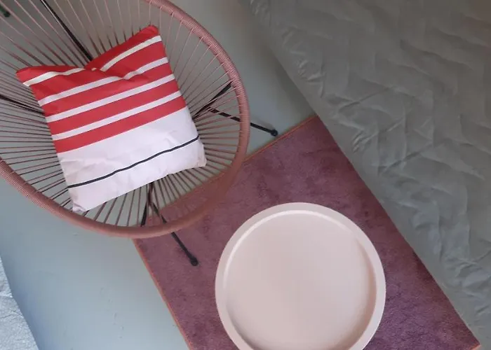 Lovely Madly 公寓 *